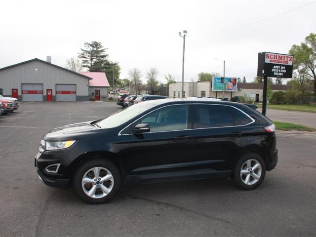 The 2018 Ford Edge SEL